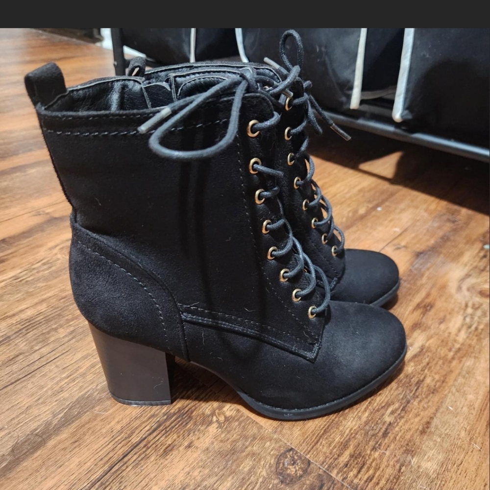 Journee collection boots
